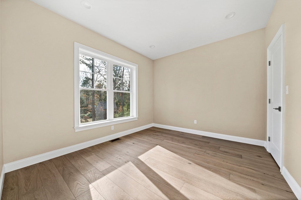 260 Old Mill Road Barnstable, MA 02648 - Photo 20 of 36