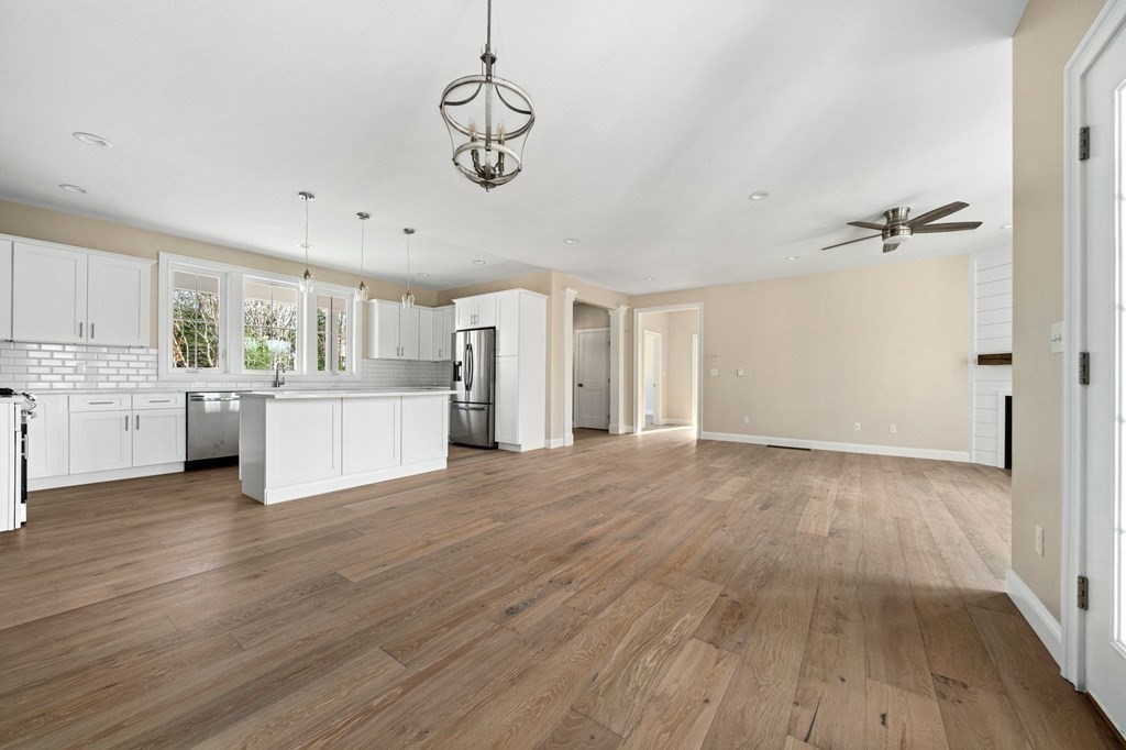 260 Old Mill Road Barnstable, MA 02648 - Photo 5 of 36