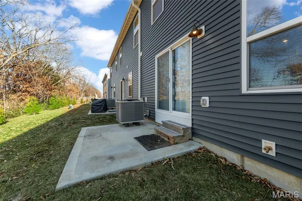 $317,500 | 345 Newbridge Way, O'Fallon, MO 63368