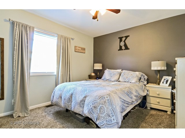 100 Mellbrook Road Bolingbrook, IL 60440 - Photo 6 of 11