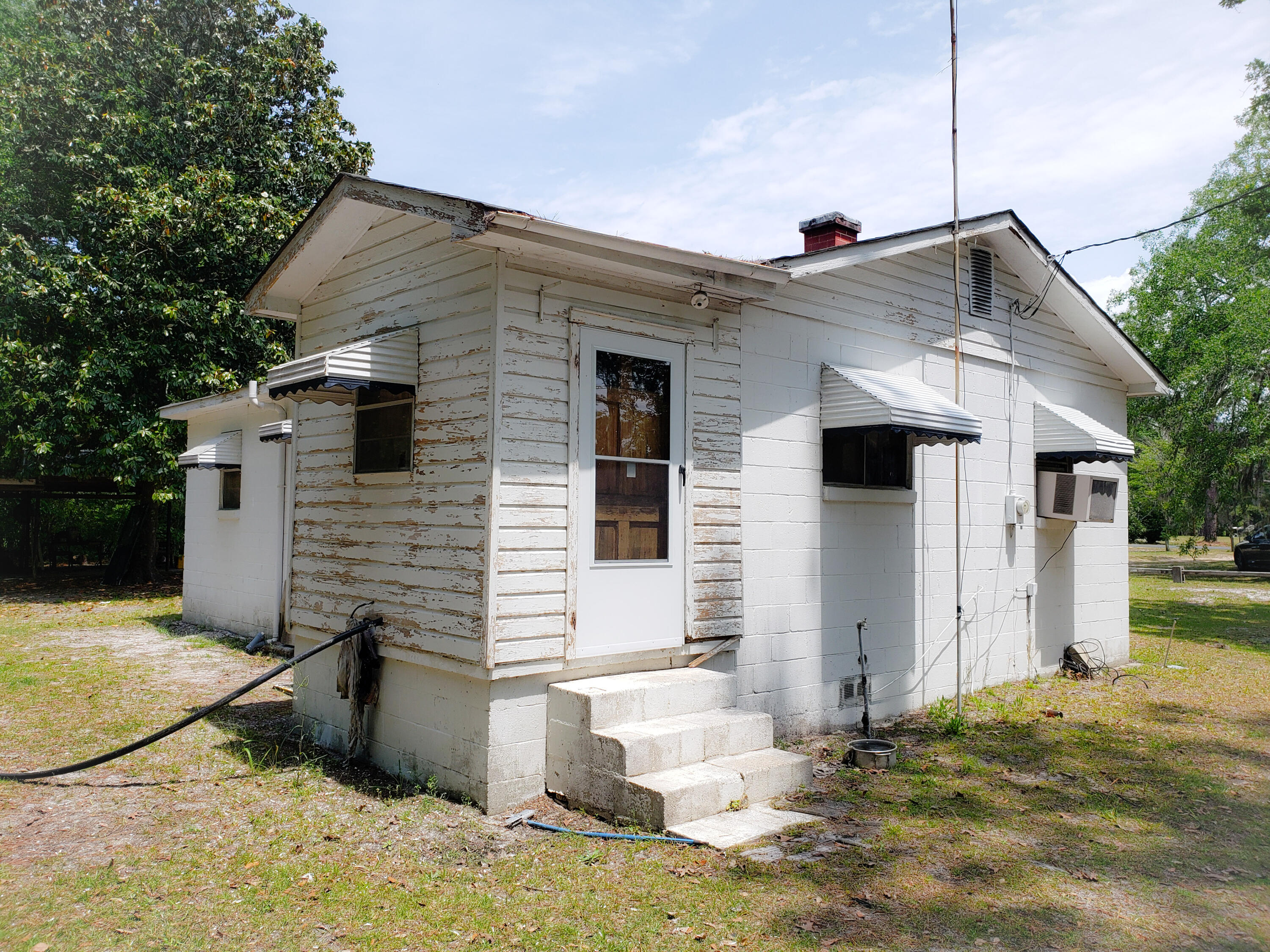414 Sandhill Road Dorchester, SC 29437 - Photo 4 of 9 PSX_20220504_220331