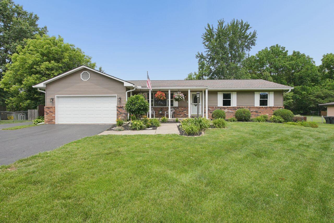 214 Greenbrier Road Sunbury, OH 43074 - Photo 1 of 39