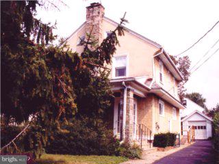 2401 Hollis Road Havertown, PA 19083 - Photo 1 of 6 Gallery Image 1