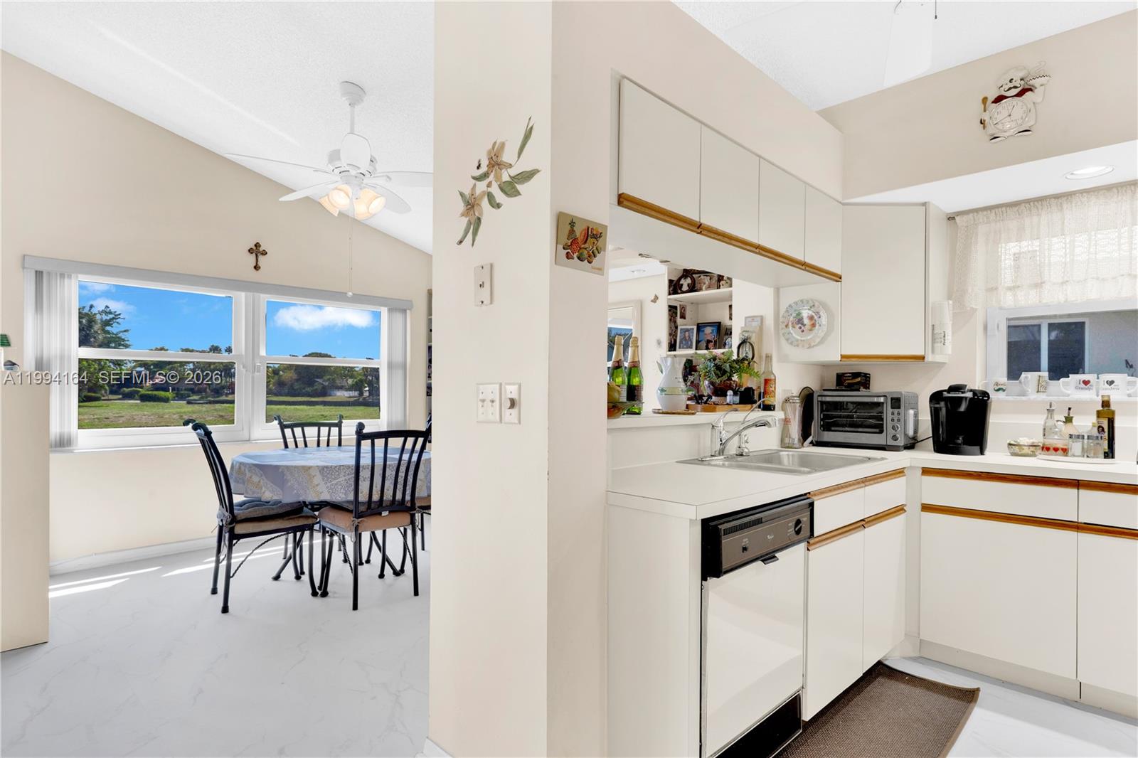 11184 Sangria Court Boca Raton, FL 33498 - Photo 23 of 38 Gallery Image 23