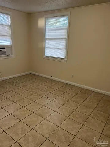 $895 | 13 Marine Drive, Unit B, Pensacola, FL 32507