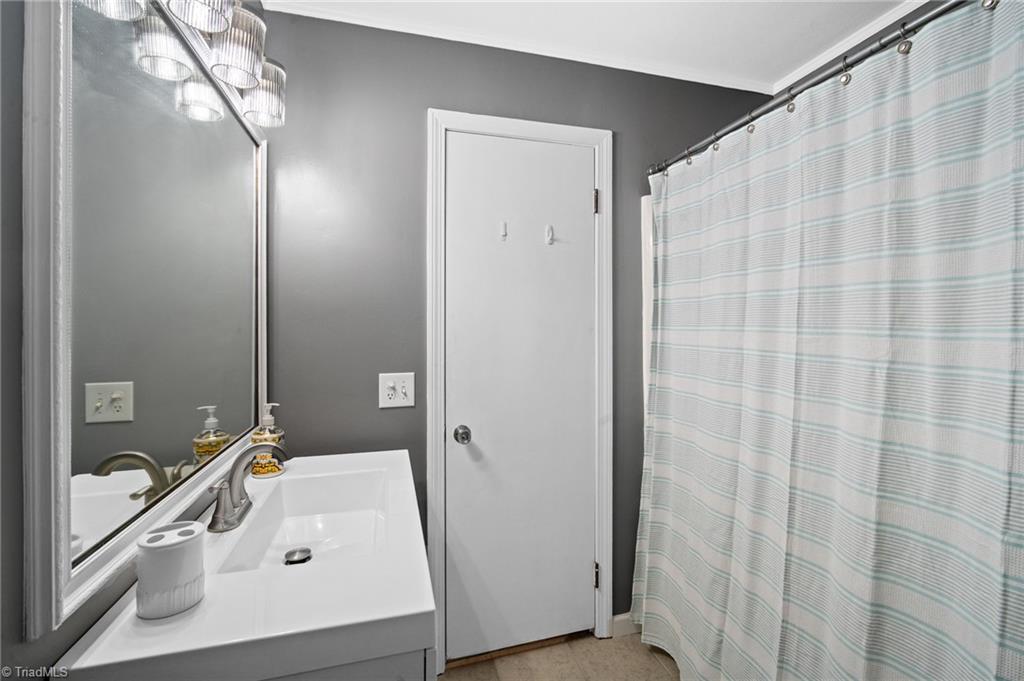 2641 Atwood Road Winston-Salem, NC 27103 - Photo 12 of 13