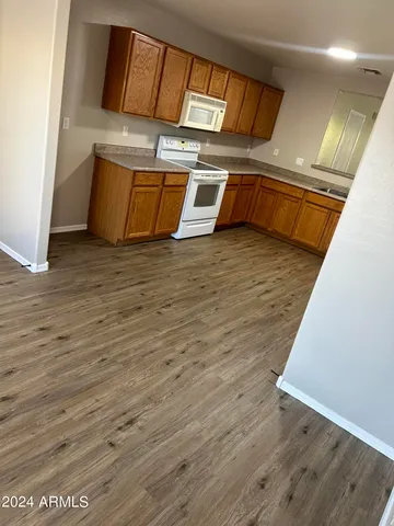 a room with wooden floor