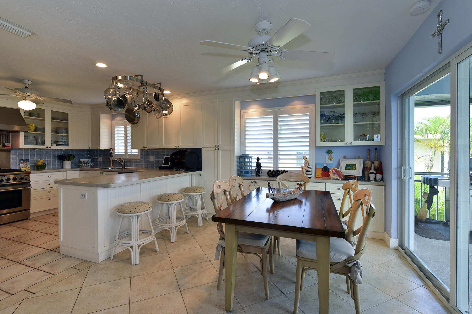 111 Redwing Road Tavernier, FL 33070 - Photo 7 of 31 Dining / Kitchen Area