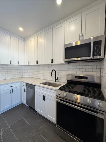 $4,200 | 547 King Street, Unit B, Chappaqua, NY 10514