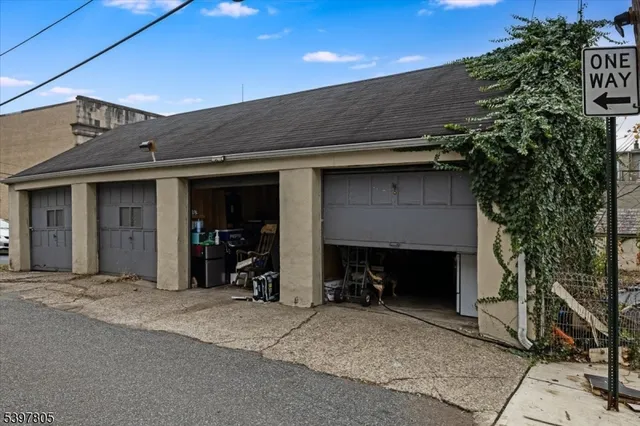 a view of house with outdoor space