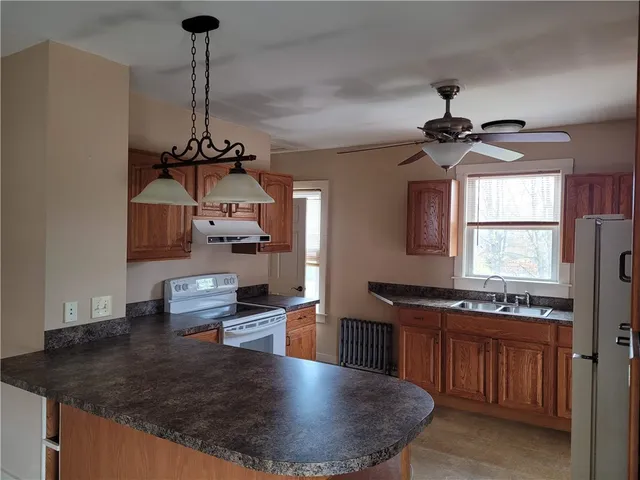 $519,000 | 37 Columbia Street, South Kingstown, RI 02879