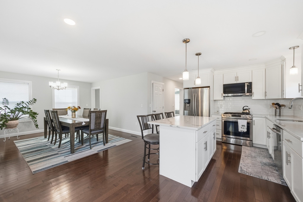 12 Sutton Street Peabody, MA 01960 - Photo 11 of 32