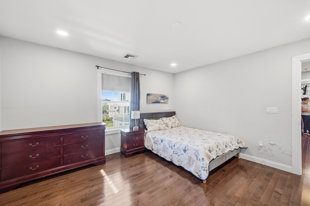 12 Sutton Street Peabody, MA 01960 - Photo 19 of 32