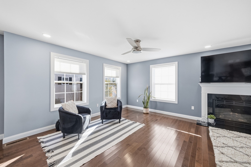 12 Sutton Street Peabody, MA 01960 - Photo 9 of 32