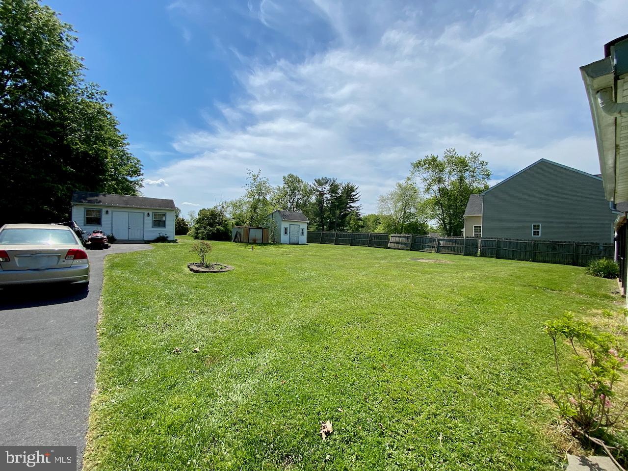 301 Park Road Ambler, PA 19002 - Photo 2 of 4 Gallery Image 2