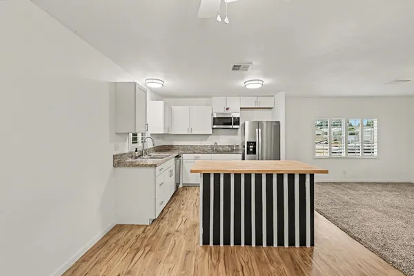 $110,000 | 2240 Golden Oak Lane, Unit 119, Merced, CA 95341