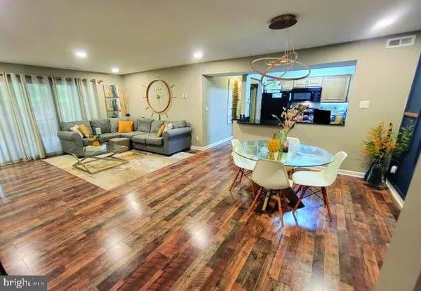 $2,350 | 10109 Prince Place, Unit 1039A, Upper Marlboro, MD 20774