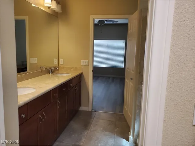 $2,250 | 10138 South Arbor Brook Court, Las Vegas, NV 89141