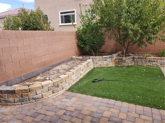 $2,250 | 10138 South Arbor Brook Court, Las Vegas, NV 89141