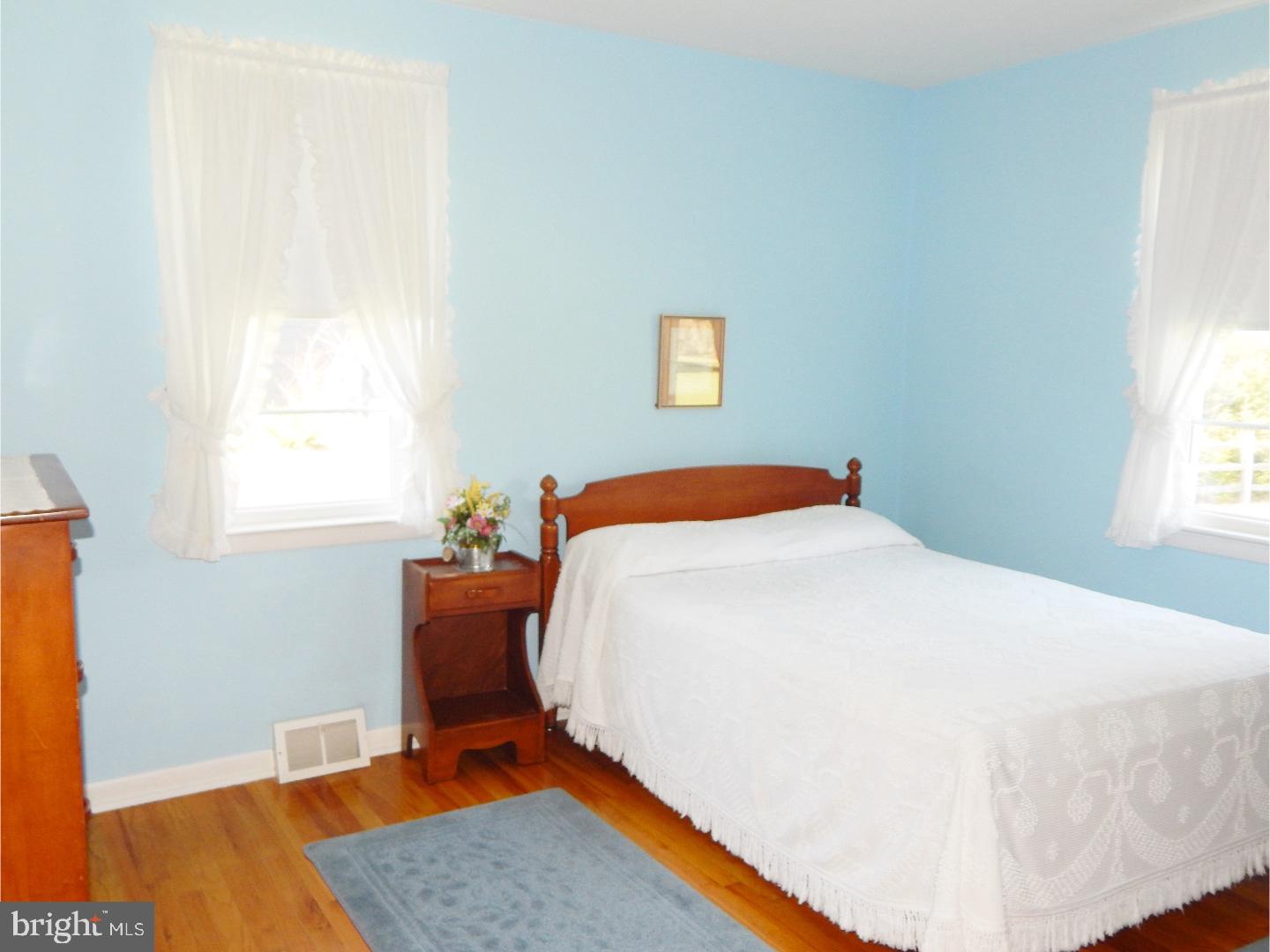 27 New Road Doylestown, PA 18901 - Photo 10 of 19