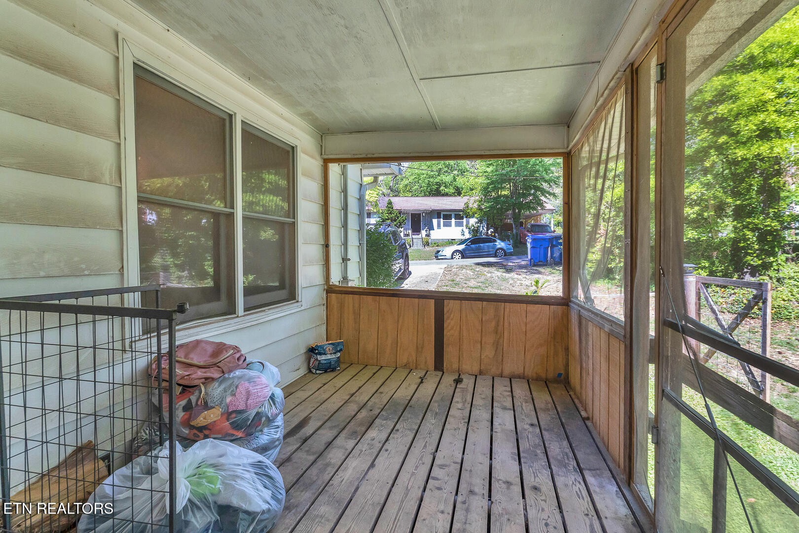 105 Rand Circle Oak Ridge, TN 37830 - Photo 33 of 37