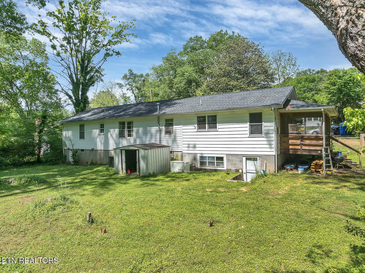 105 Rand Circle Oak Ridge, TN 37830 - Photo 36 of 37