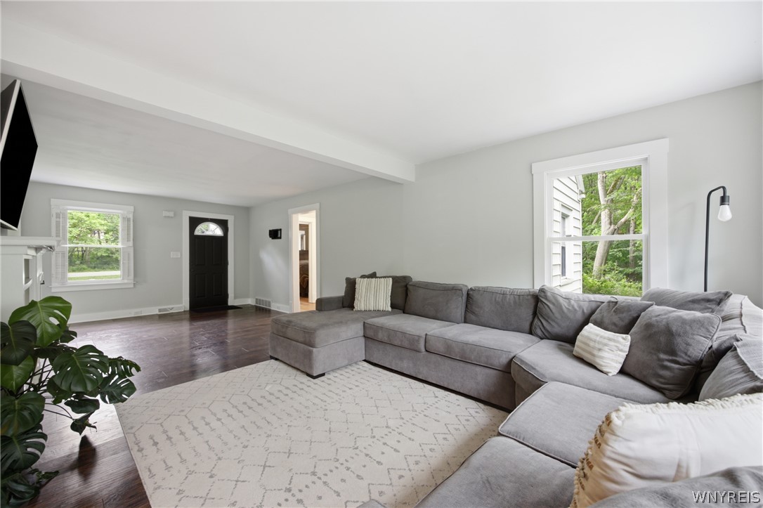 260 Girdle Road Elma, NY 14052 - Photo 4 of 29