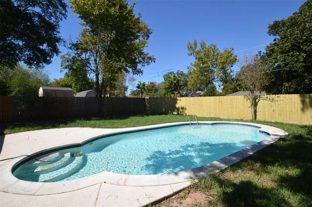 $389,000 | 9254 Opelika Street, Houston, TX 77080