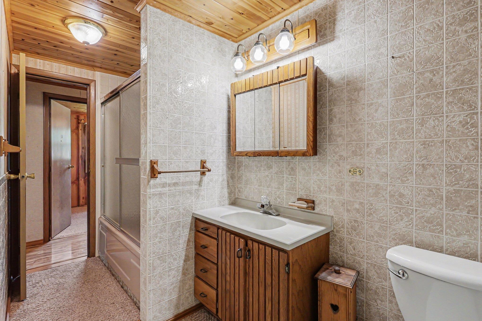 2437 Amelith Road Bay City, MI 48706 - Photo 24 of 36