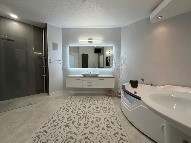 $875,000 | 3880 North Hwy A1A, Unit 104, Hutchinson Island, FL 34949