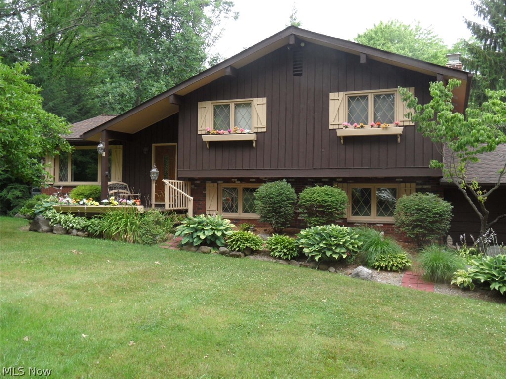 11350 Butternut Road Chardon, OH 44024 - Photo 1 of 28 Front view of home