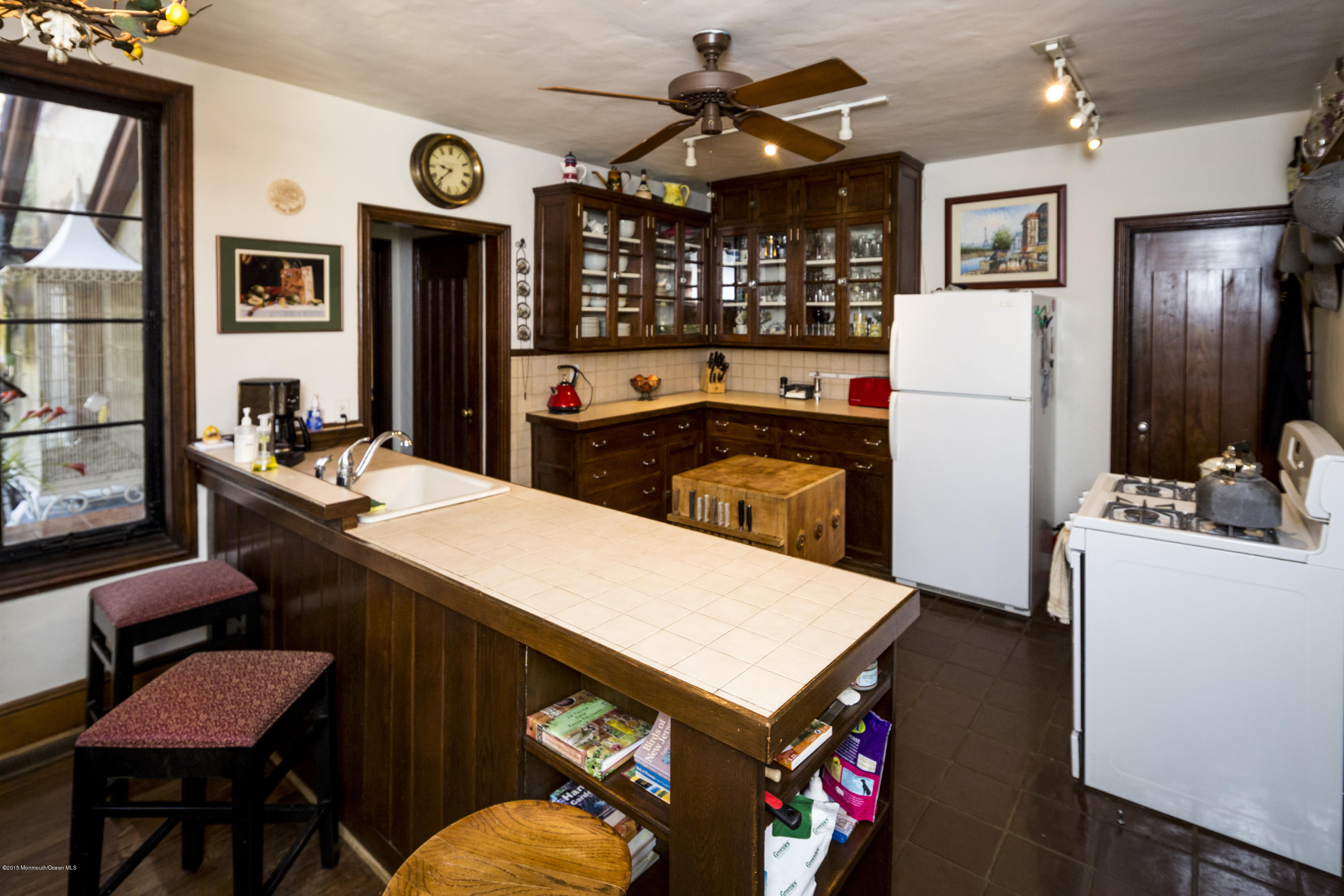 310 Cooper Road Red Bank, NJ 07701 - Photo 6 of 27 Kitchen