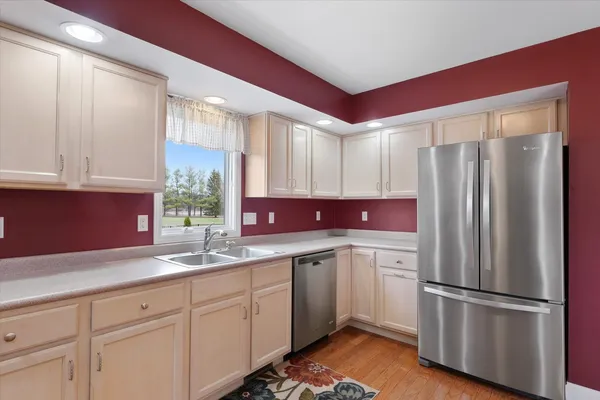 $390,000 | 1408 Heather Drive, Mahomet, IL 61853