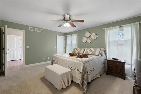 $390,000 | 1408 Heather Drive, Mahomet, IL 61853