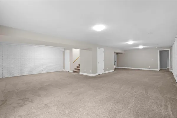 $390,000 | 1408 Heather Drive, Mahomet, IL 61853