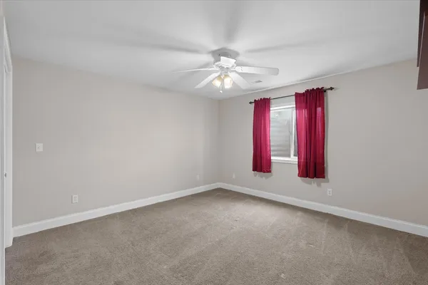 $390,000 | 1408 Heather Drive, Mahomet, IL 61853