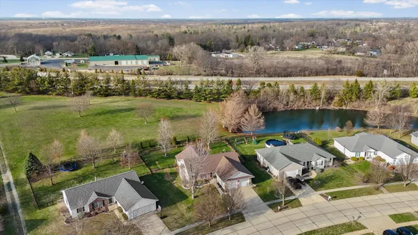 $390,000 | 1408 Heather Drive, Mahomet, IL 61853