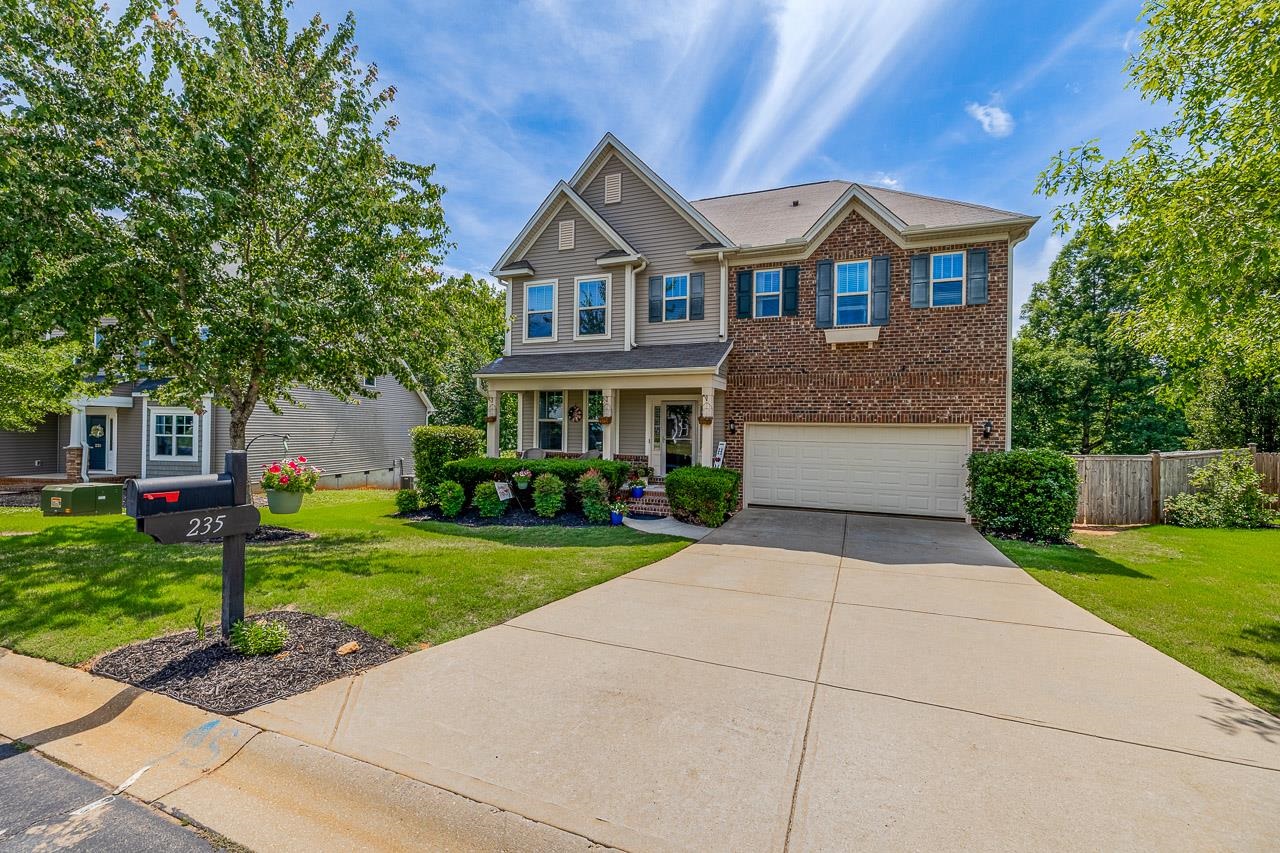 235 Castleton Circle Boiling Springs, SC 29316 - Photo 3 of 48