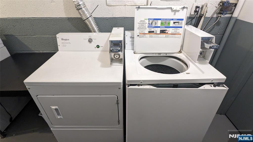 401 Undercliff Avenue Edgewater, NJ 07020 - Photo 49 of 50 a utility room with dryer and washer