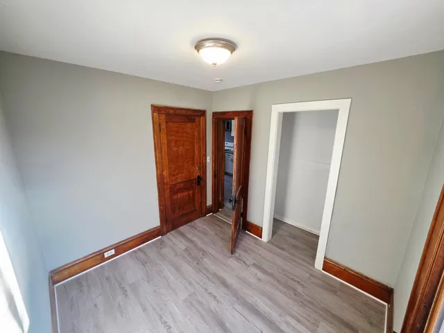 $1,600 | 414 North 33rd Avenue, Minneapolis, MN 55412