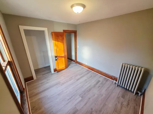 $1,600 | 414 North 33rd Avenue, Minneapolis, MN 55412