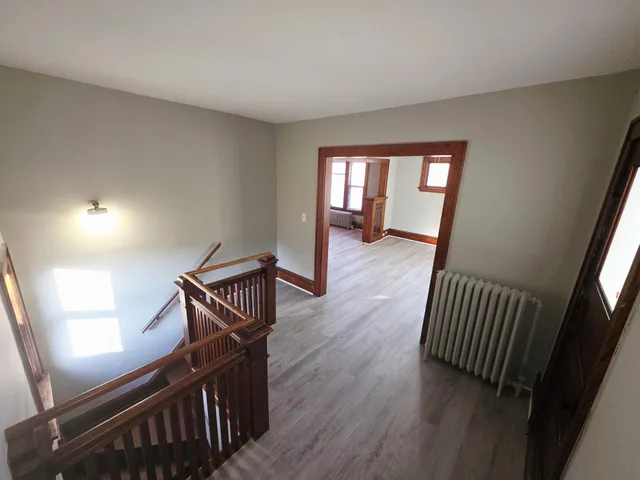 $1,600 | 414 North 33rd Avenue, Minneapolis, MN 55412