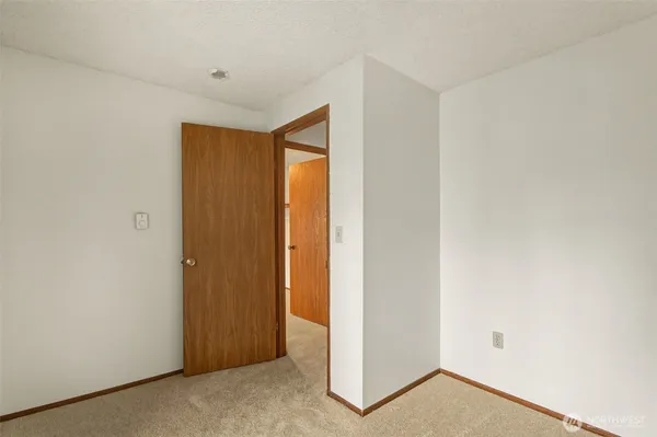 $285,000 | 2417 South 222nd Street, Unit A6, Des Moines, WA 98198