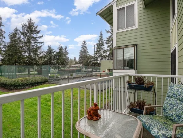 $285,000 | 2417 South 222nd Street, Unit A6, Des Moines, WA 98198