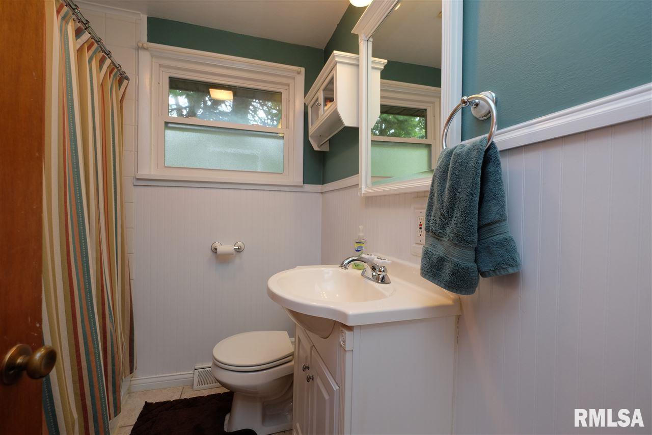 2721 West Overhill Road Peoria, IL 61615 - Photo 28 of 36 Gallery Image 28