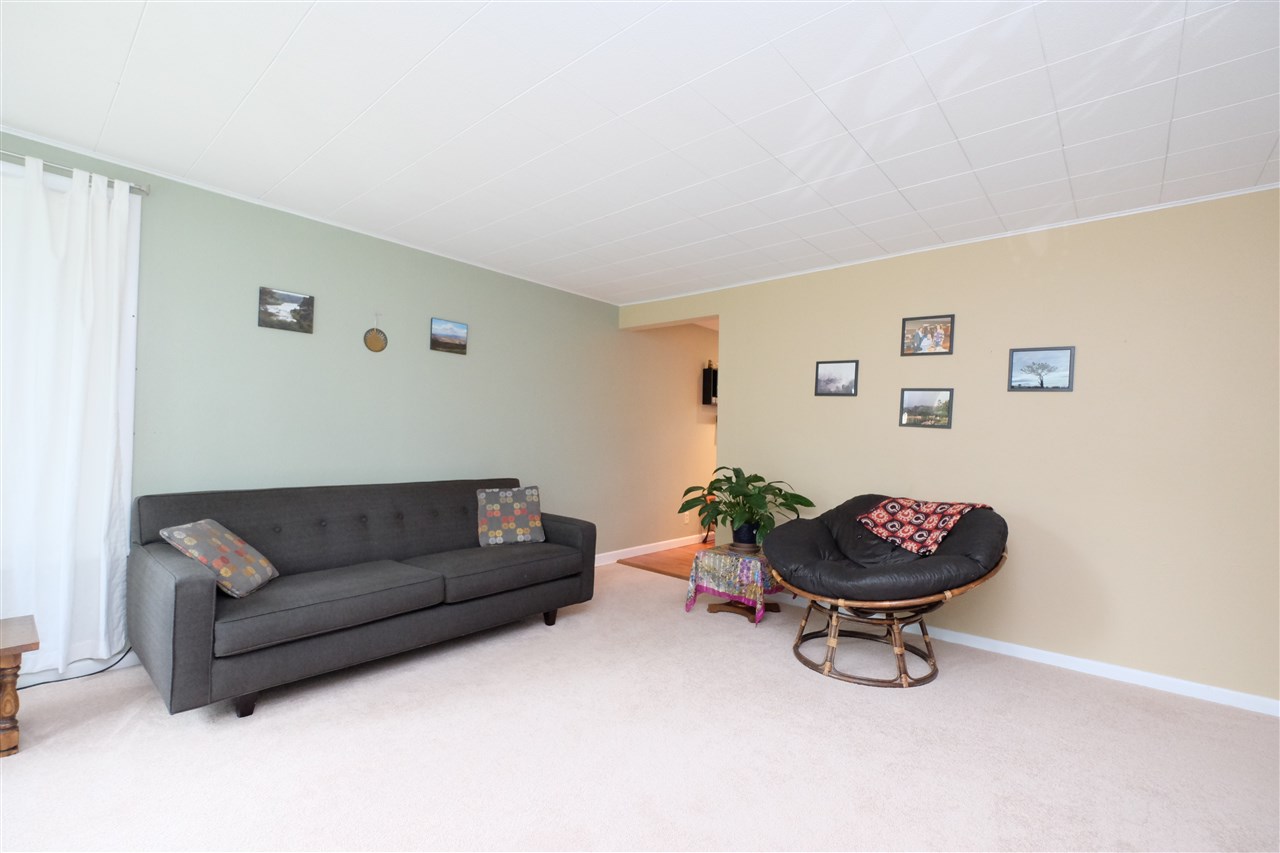 2721 West Overhill Road Peoria, IL 61615 - Photo 5 of 36 Gallery Image 5