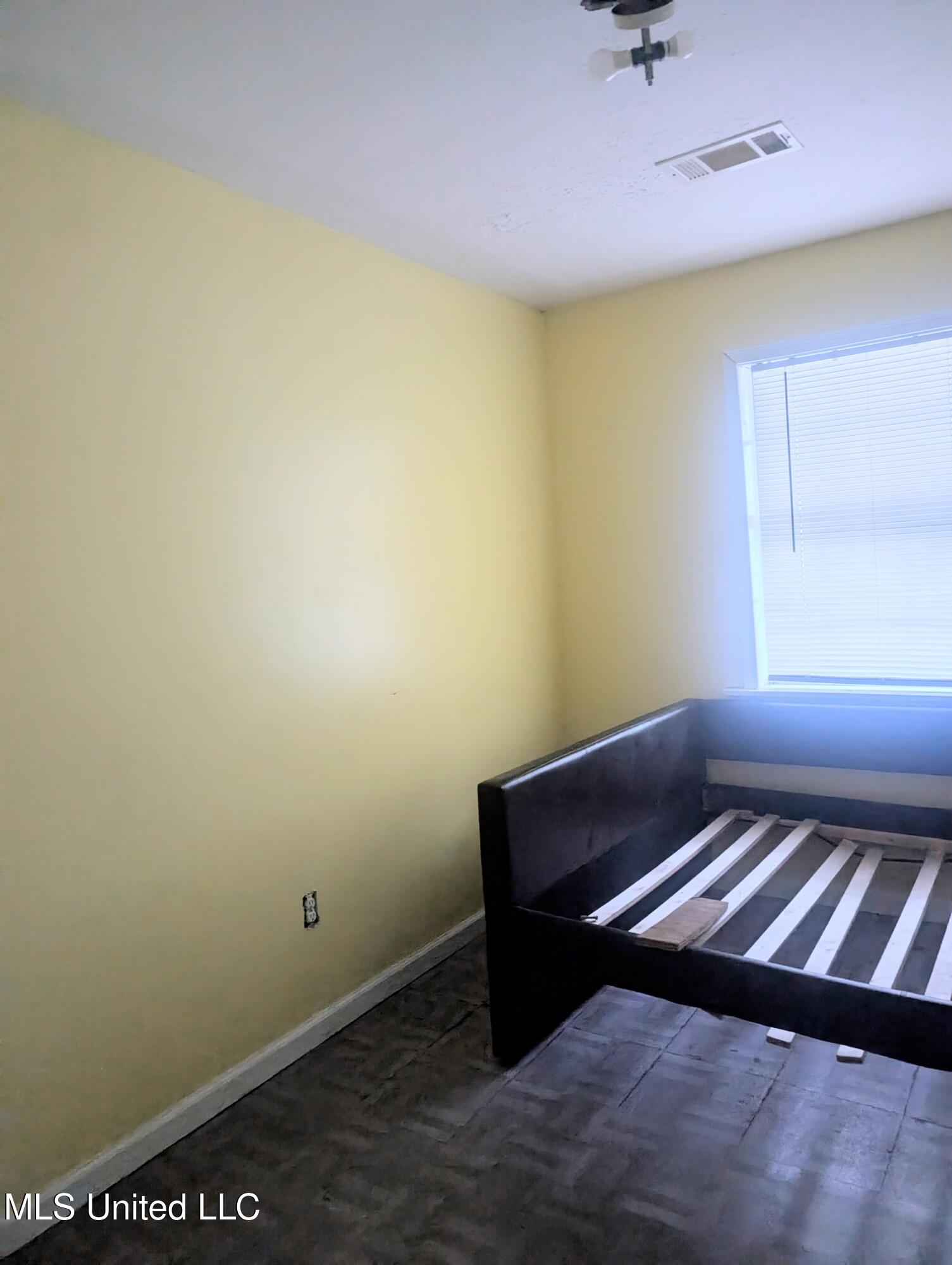 2331 Ludlow Avenue Jackson, MS 39213 - Photo 8 of 18 bedroom 1