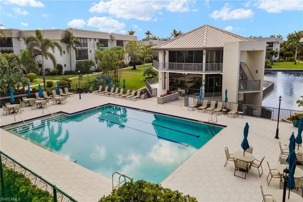 $369,000 | 788 Park Shore Drive, Unit C19, Naples, FL 34103