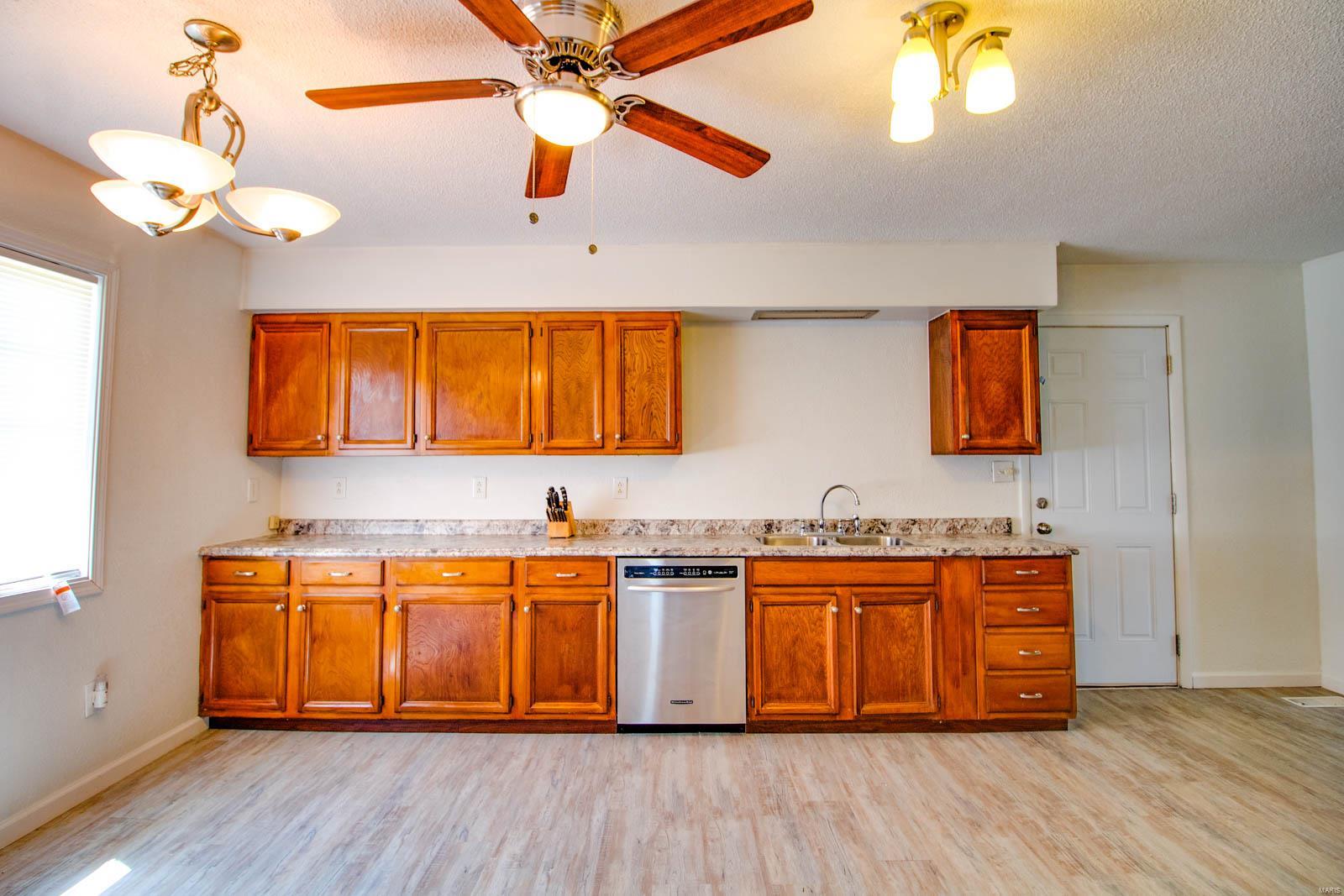 2774 Seiler Road Alton, IL 62002 - Photo 23 of 39 Gallery Image 23