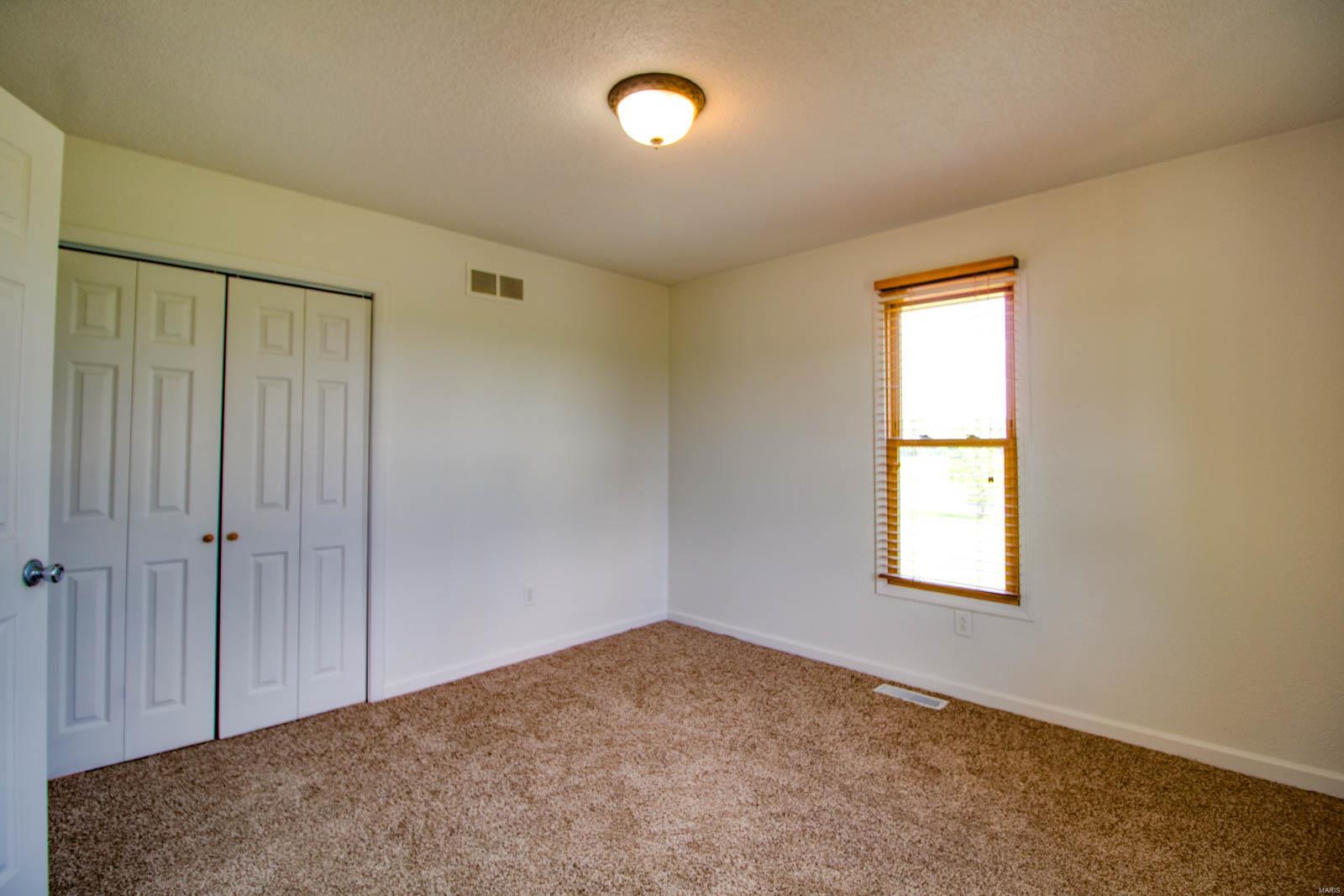 2774 Seiler Road Alton, IL 62002 - Photo 26 of 39 Gallery Image 26